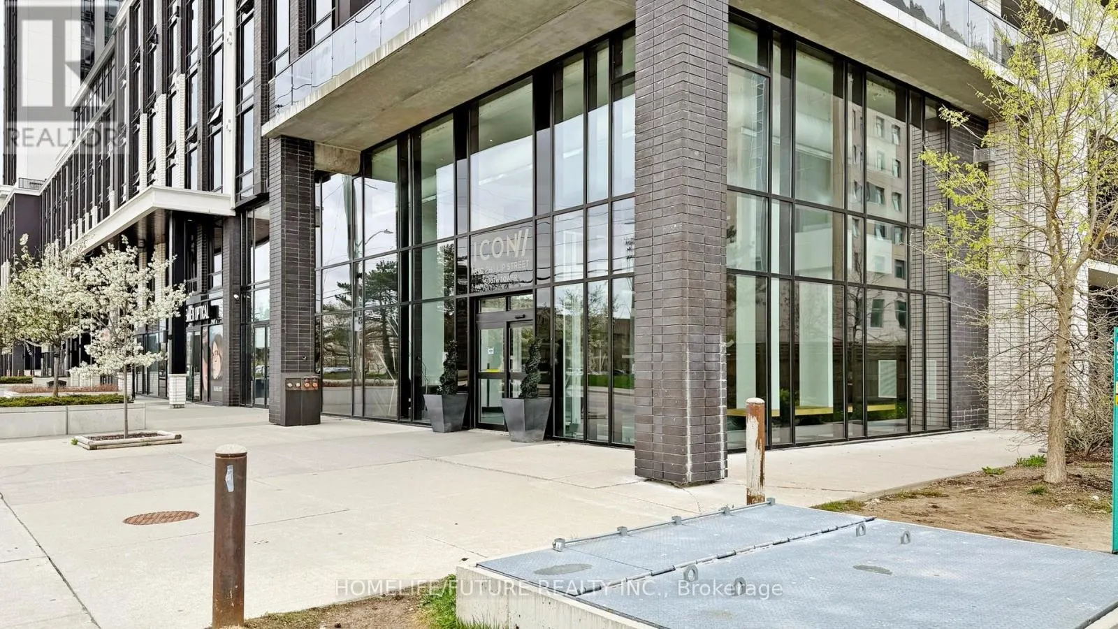 S2205 - 330 PHILLIP STREET