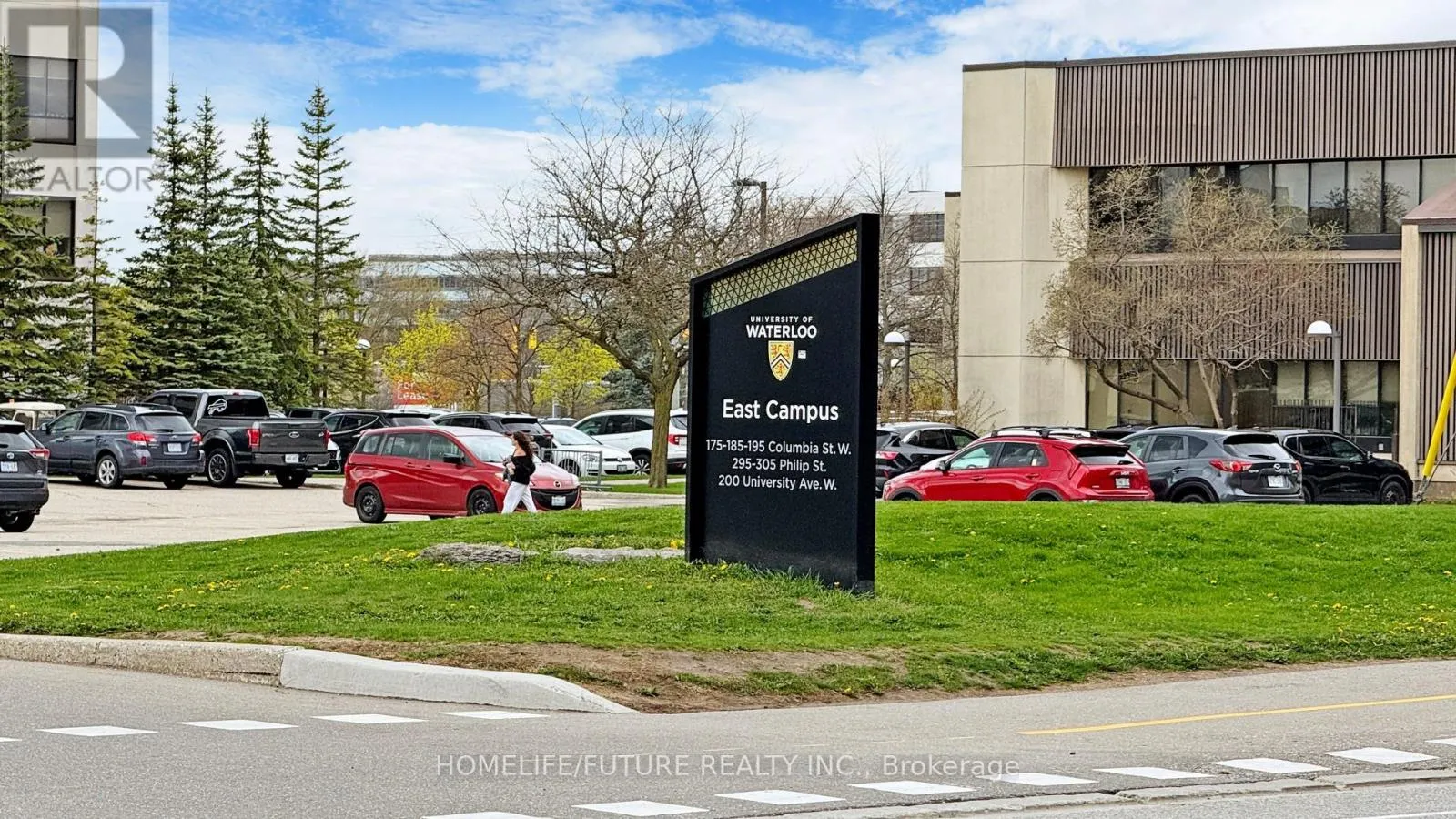 S2205 - 330 PHILLIP STREET