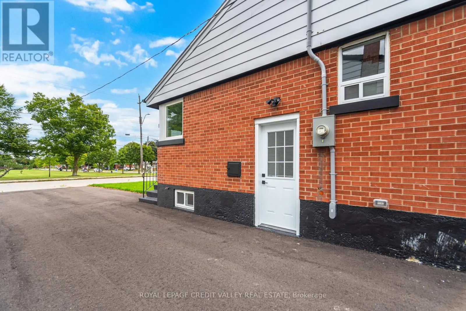 BSMT - 812 TENTH AVENUE