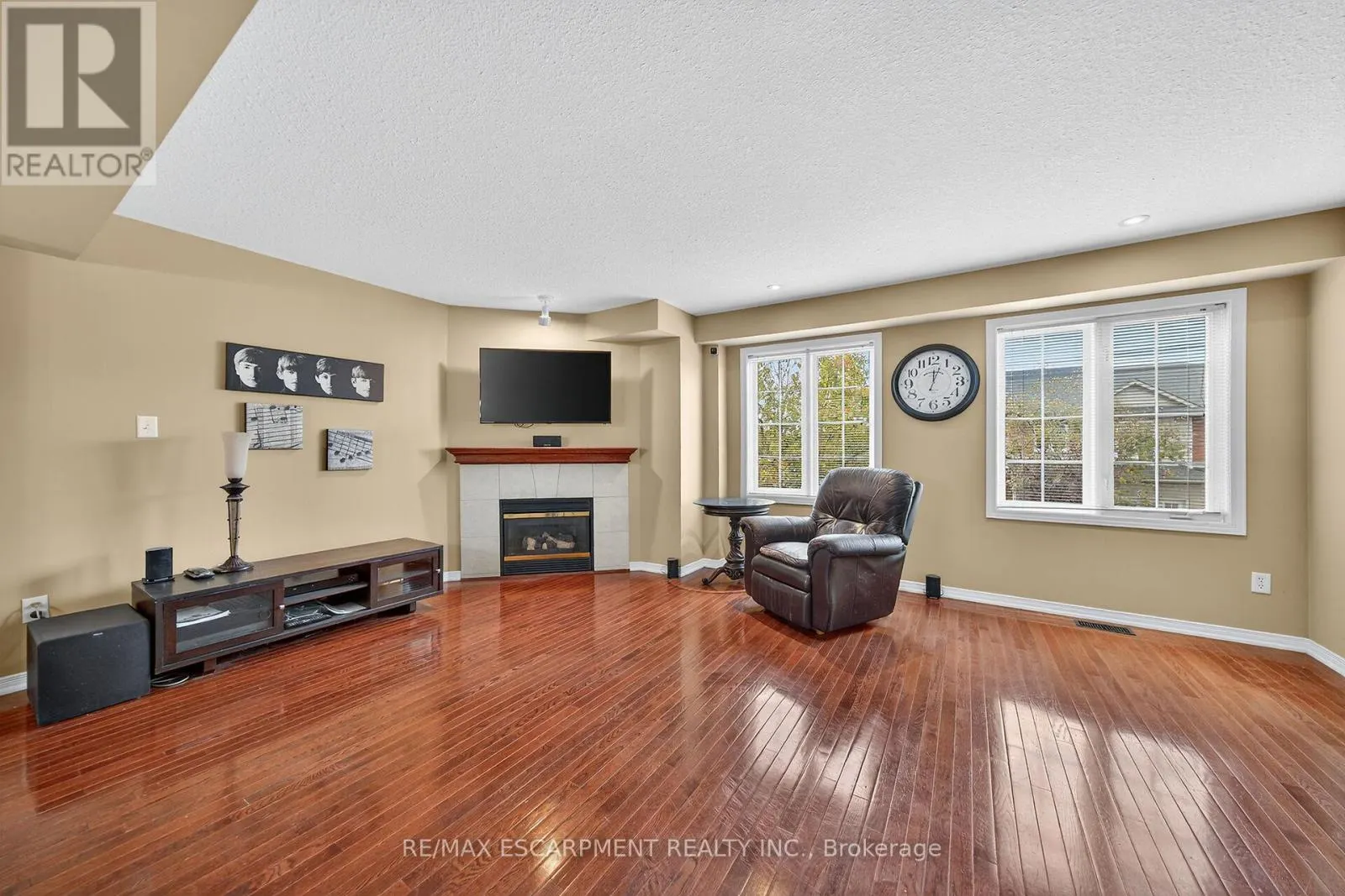 23 - 7 SOUTHSIDE PLACE