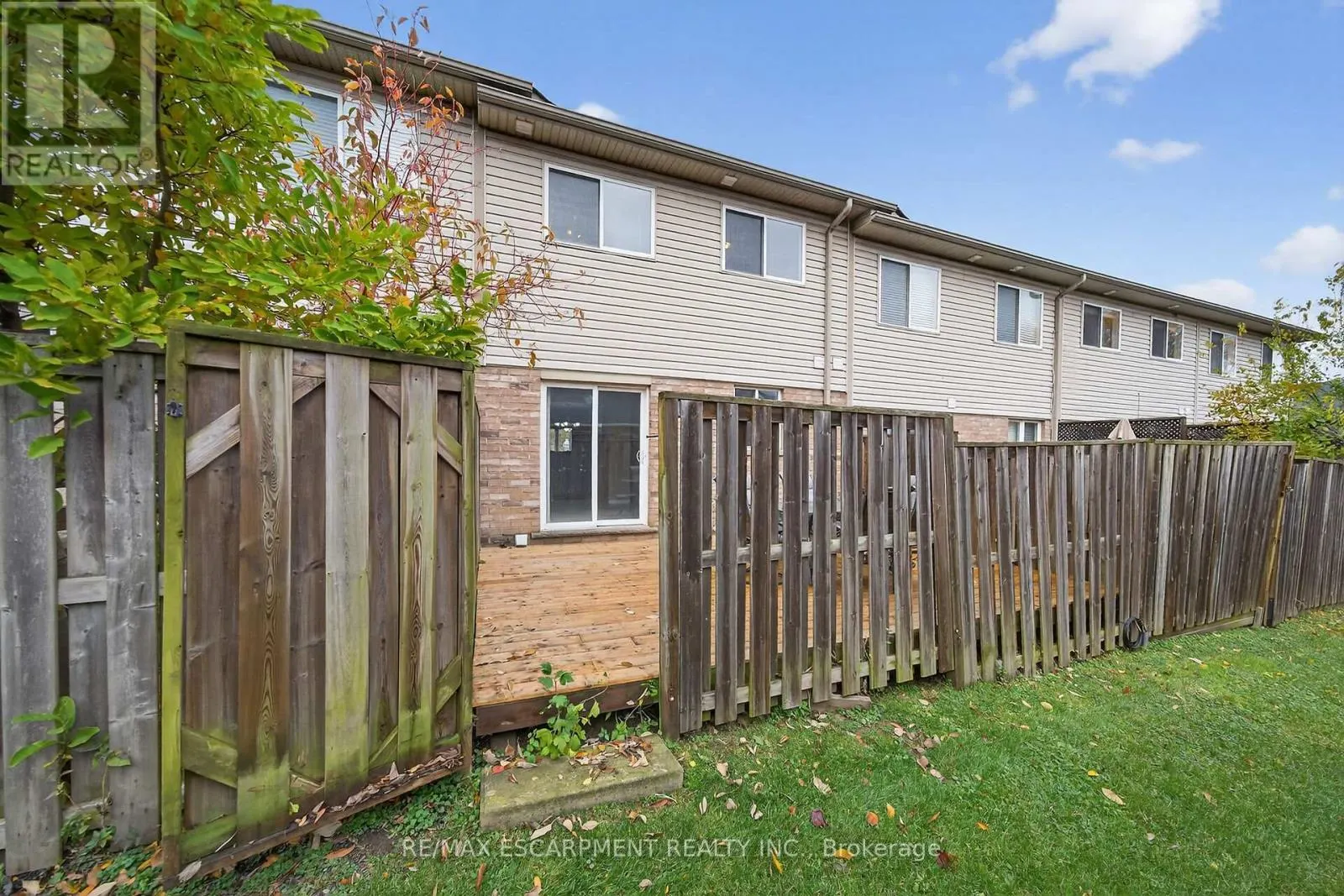 23 - 7 SOUTHSIDE PLACE