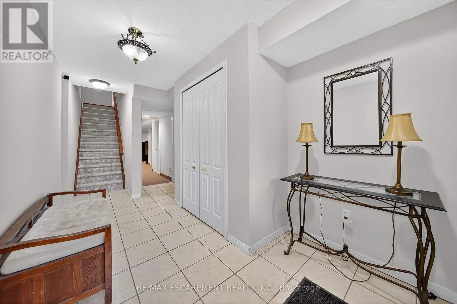 23 - 7 SOUTHSIDE PLACE