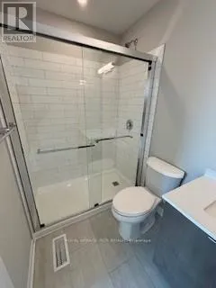 112 - 708 WOOLWICH STREET