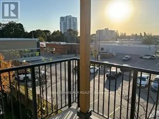 112 - 708 WOOLWICH STREET