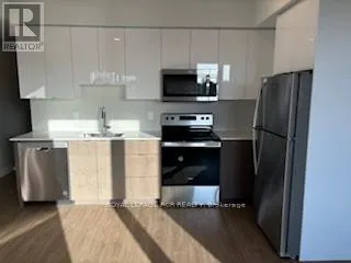 112 - 708 WOOLWICH STREET