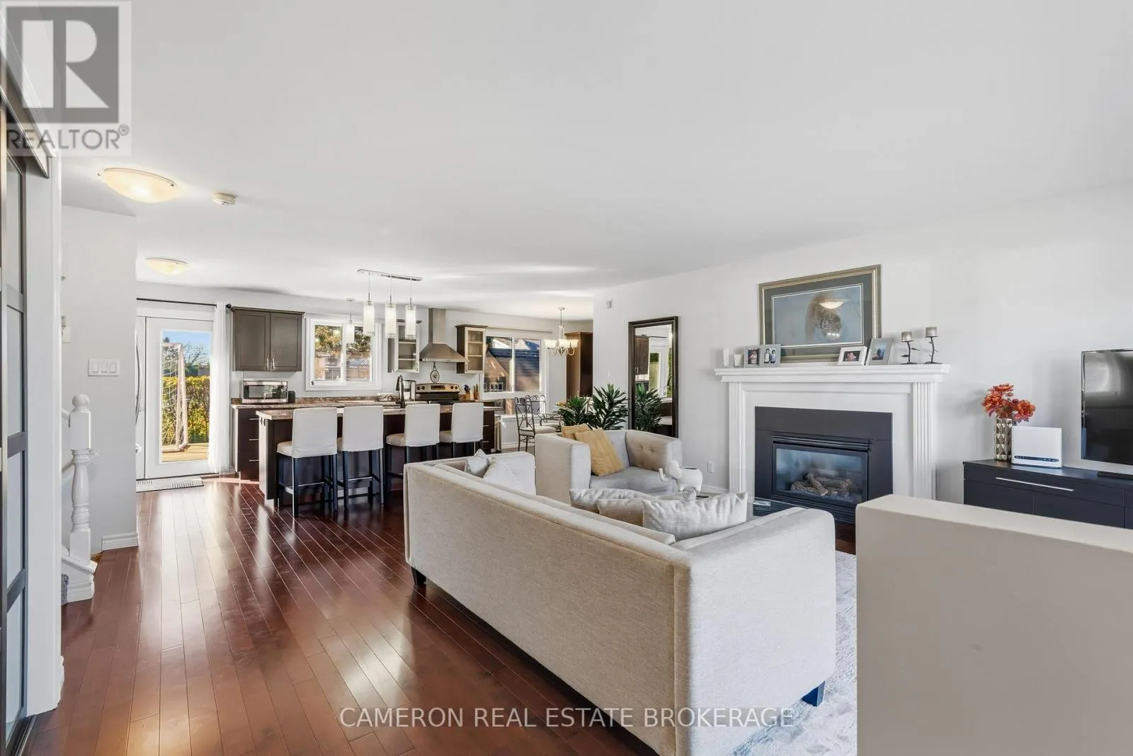 1796 DEWHURST AVENUE