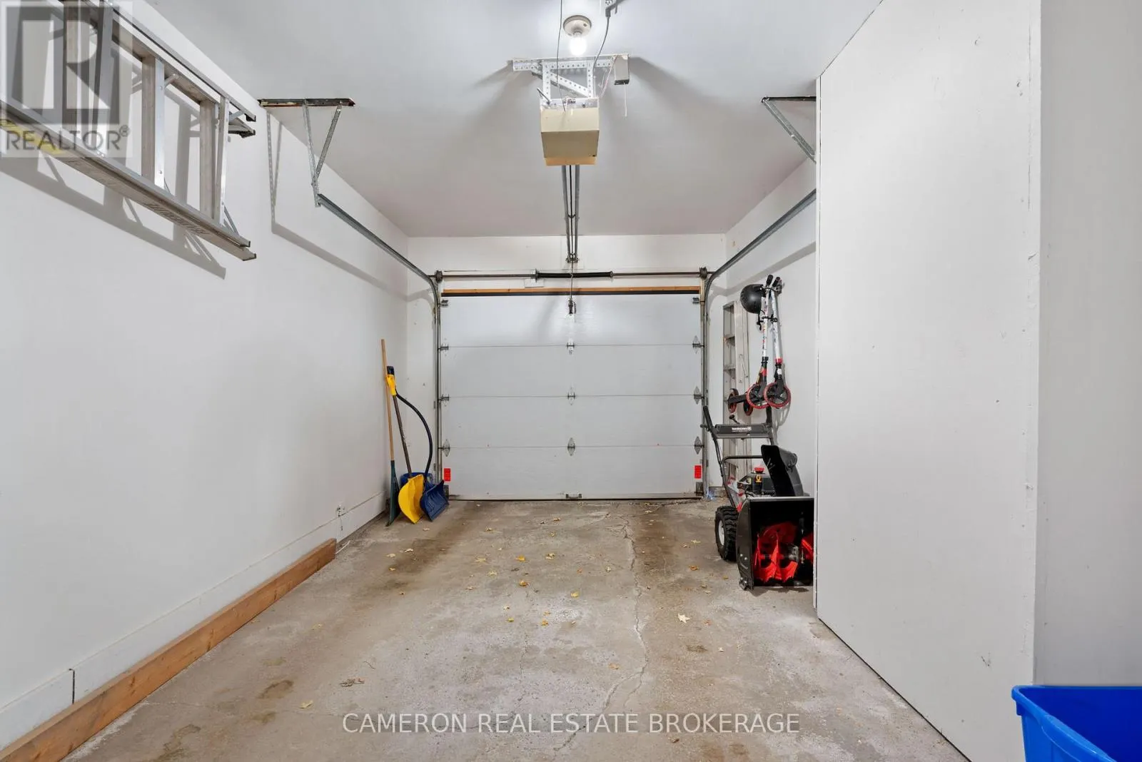 1796 DEWHURST AVENUE