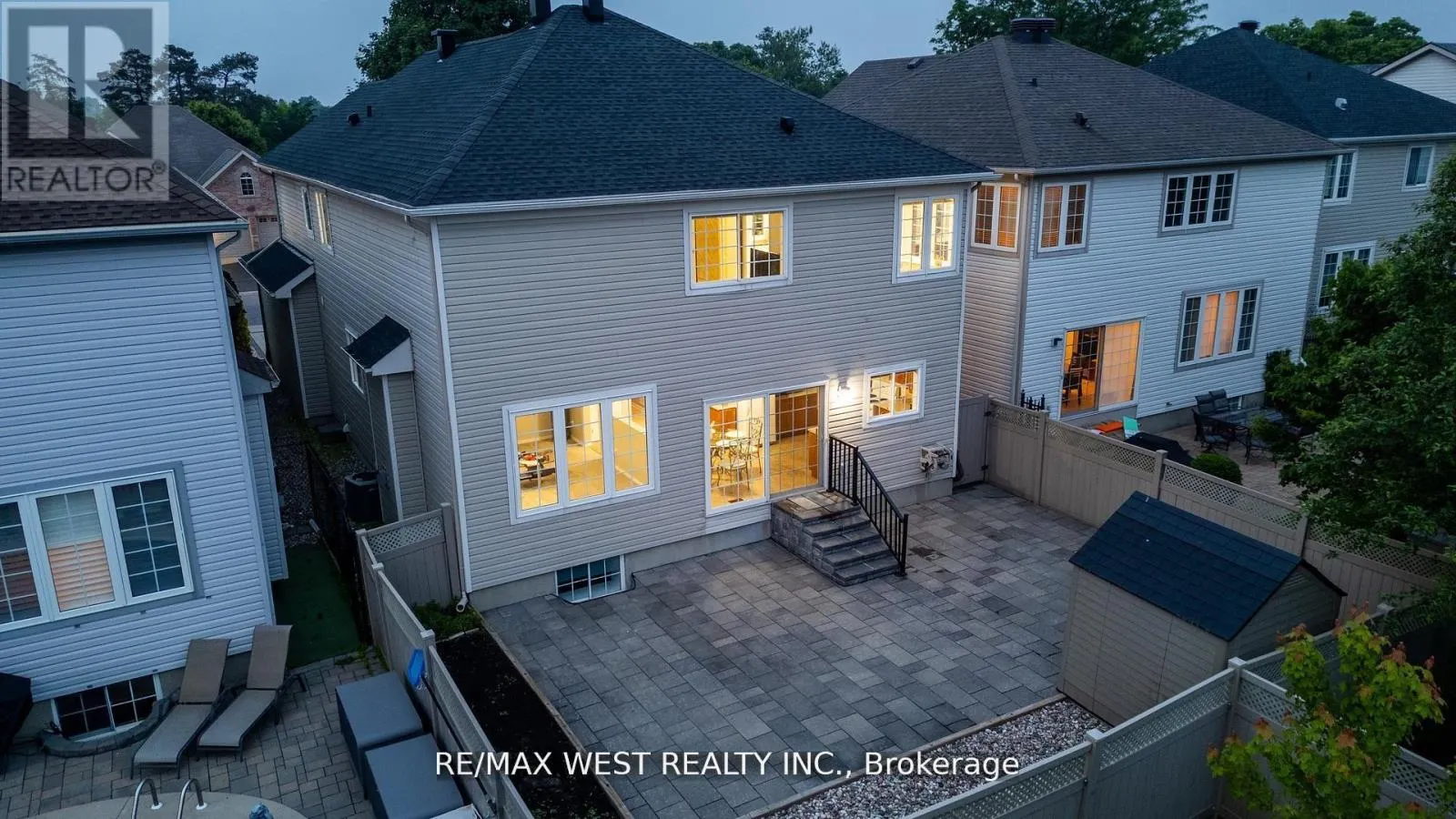 214 CASTLEGARTH CRESCENT