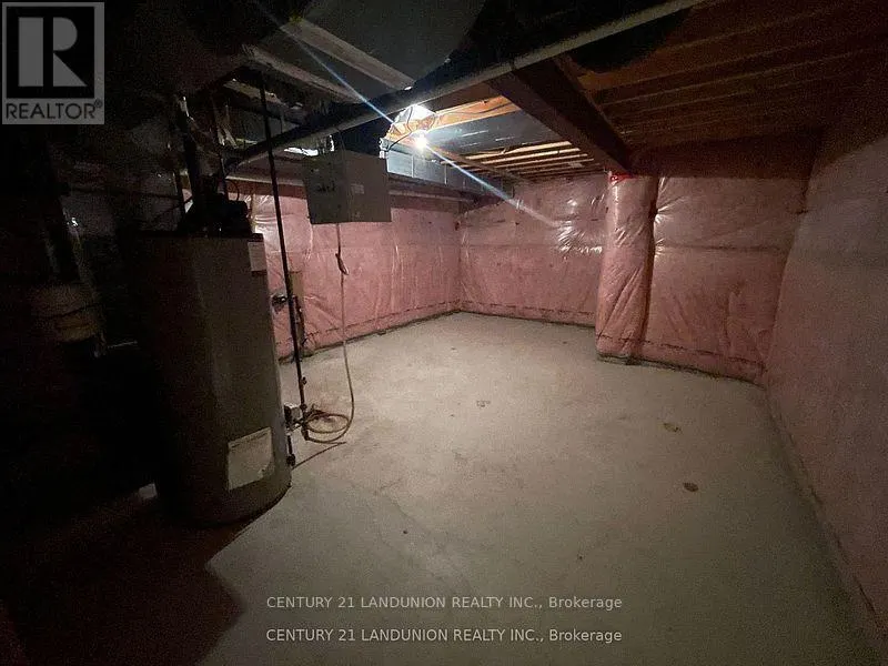 516 BALDWIN CRESCENT