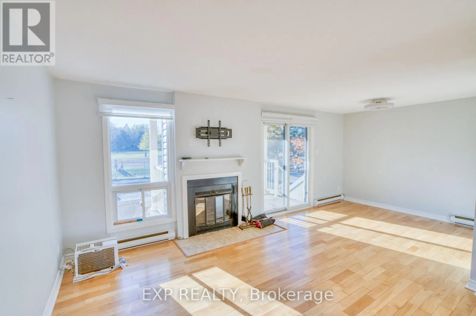 1 - 16 SWEETBRIAR CIRCLE