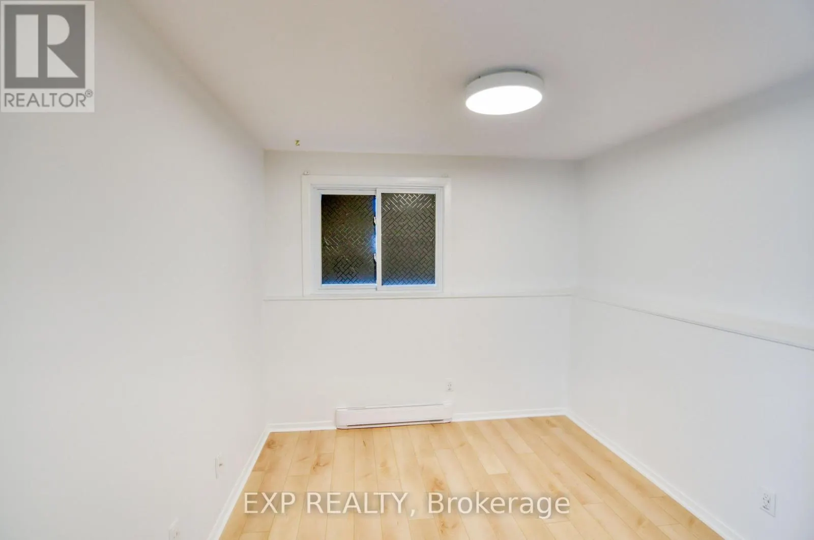 1 - 16 SWEETBRIAR CIRCLE