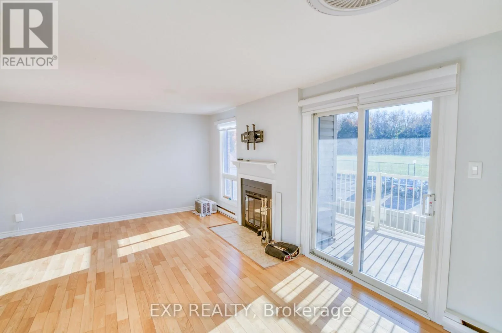 1 - 16 SWEETBRIAR CIRCLE