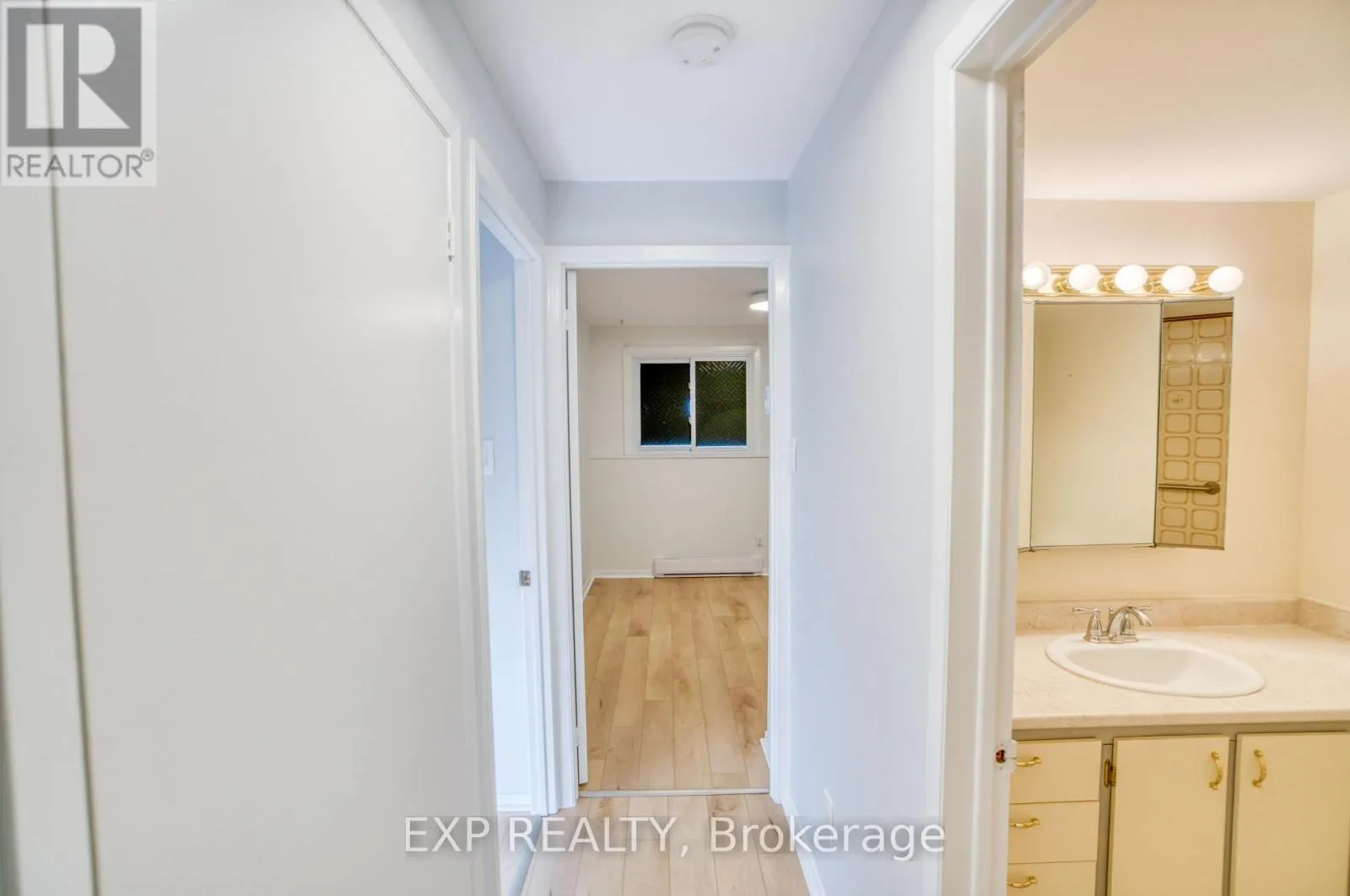 1 - 16 SWEETBRIAR CIRCLE