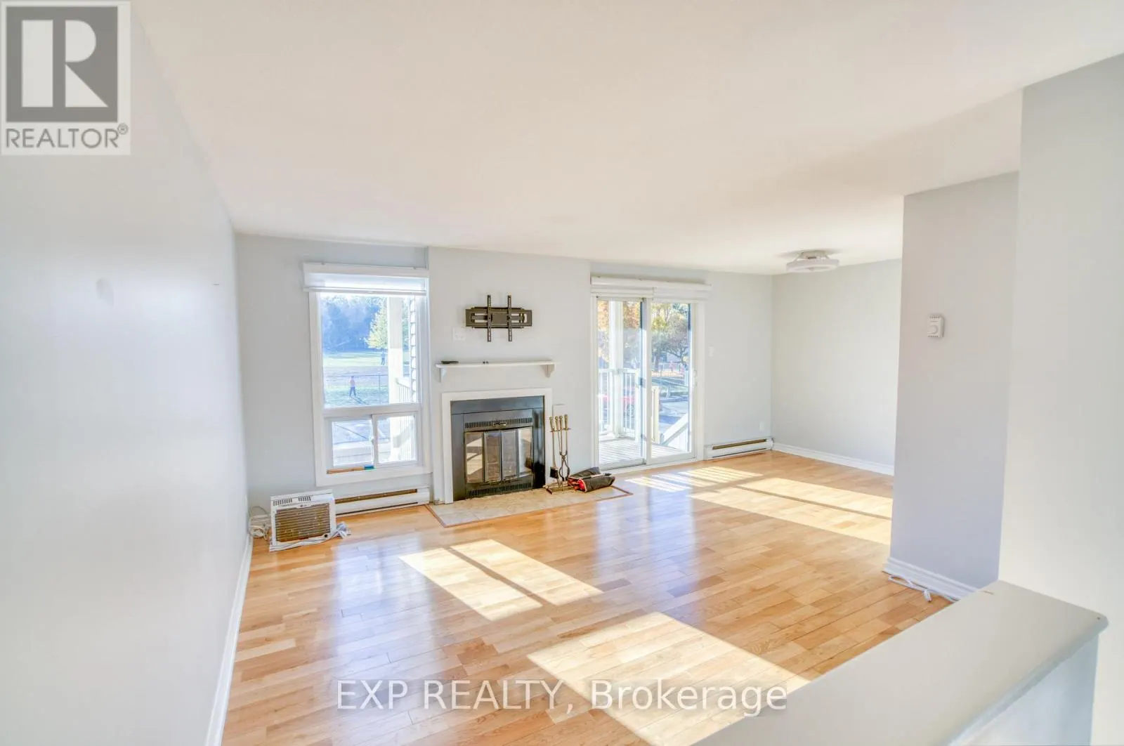 1 - 16 SWEETBRIAR CIRCLE