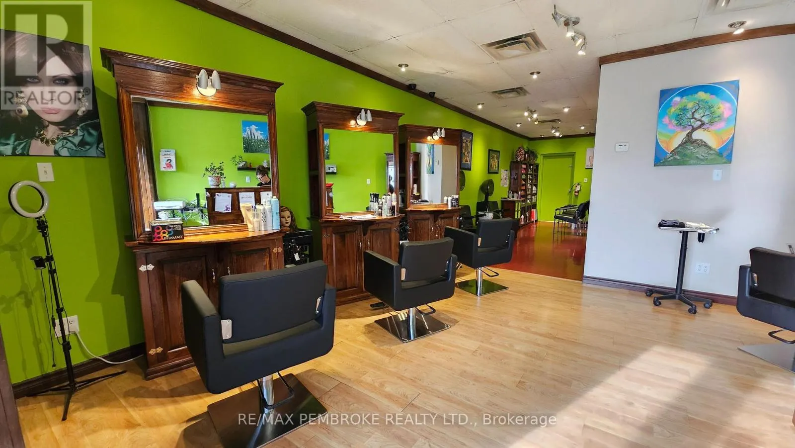 C - 3468 PETAWAWA BOULEVARD, #C