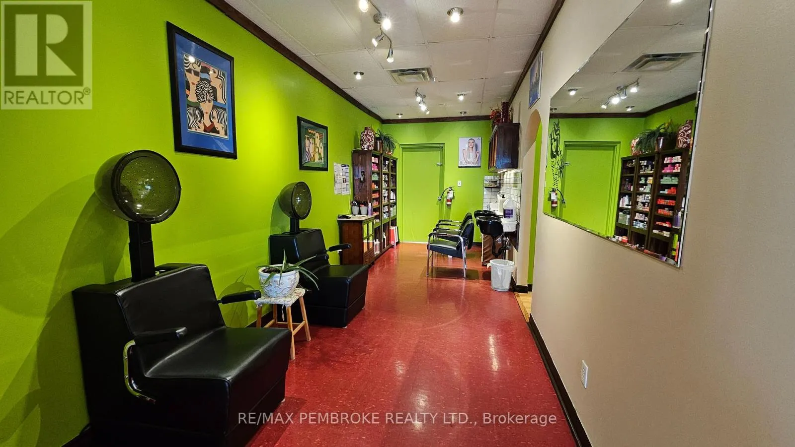 C - 3468 PETAWAWA BOULEVARD, #C