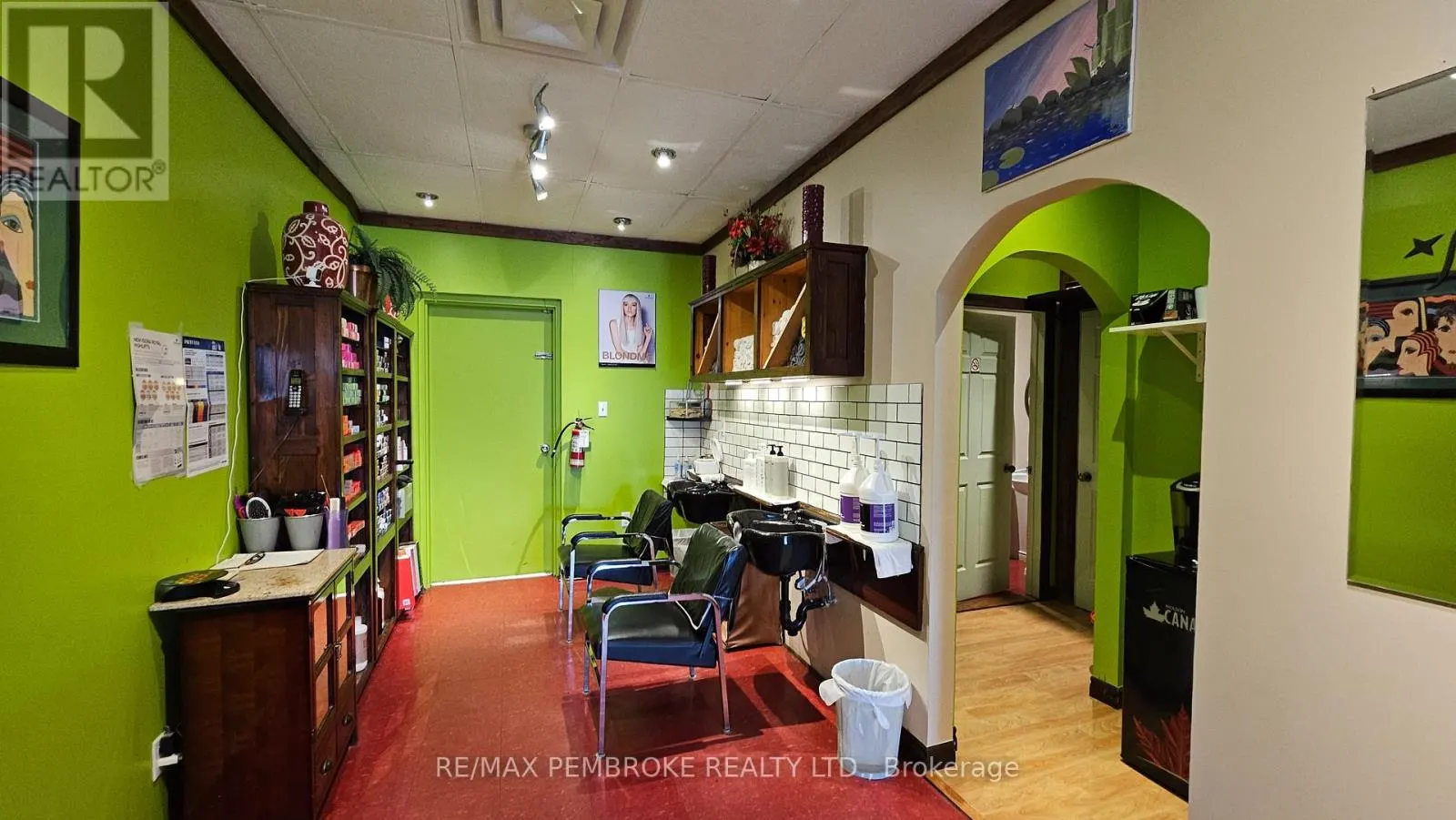 C - 3468 PETAWAWA BOULEVARD, #C