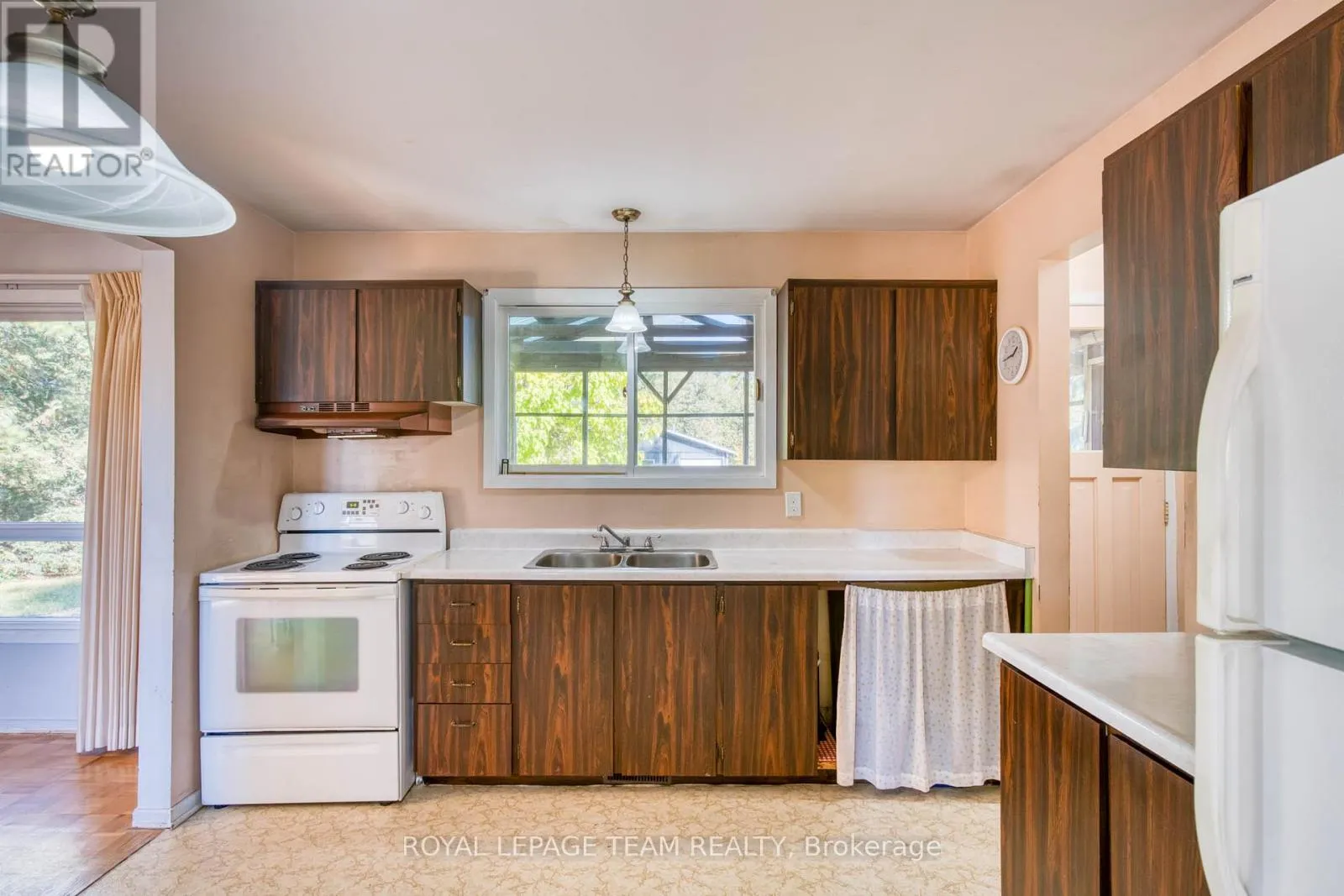 1674 BURNT LANDS ROAD