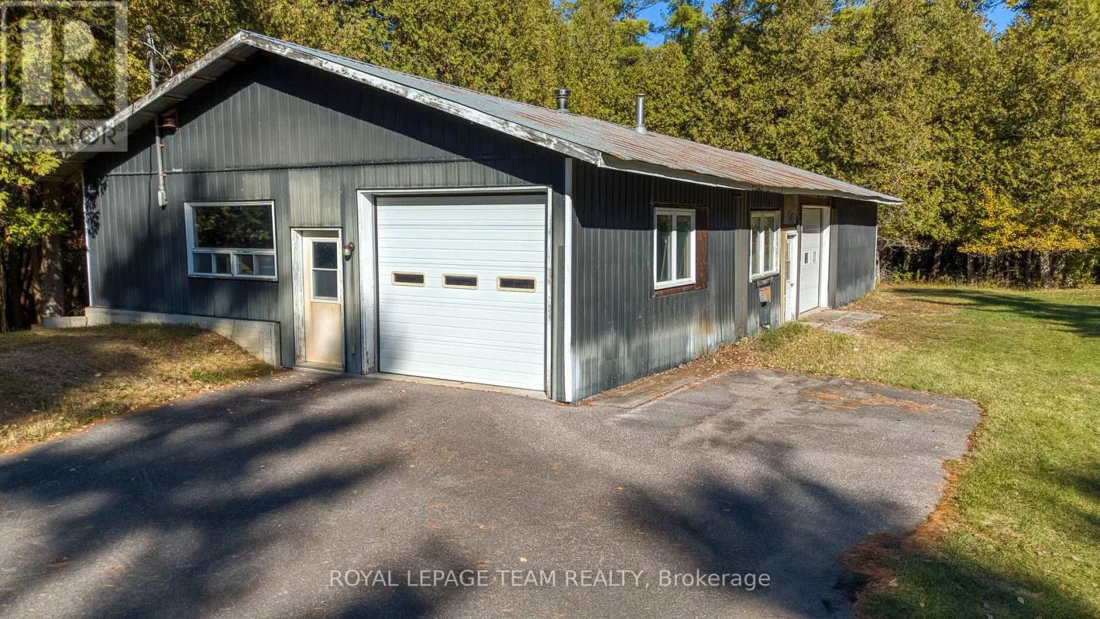 1674 BURNT LANDS ROAD