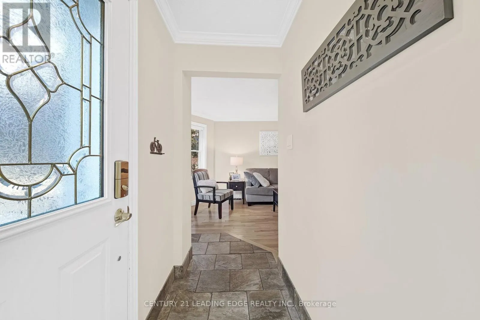 215 WEXFORD AVENUE S