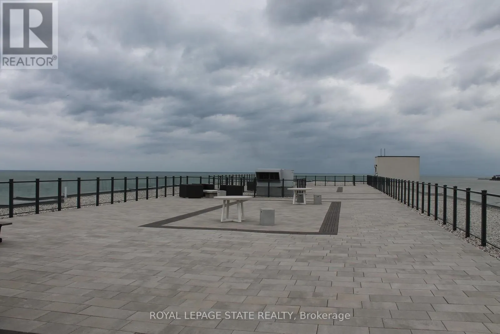 123 - 101 SHOREVIEW PLACE