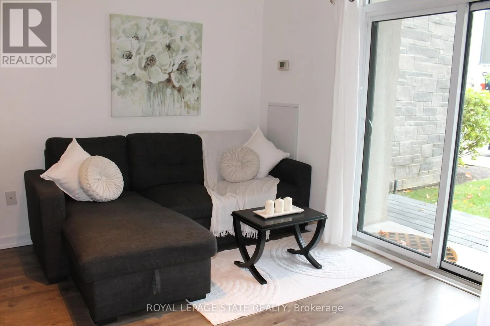 123 - 101 SHOREVIEW PLACE