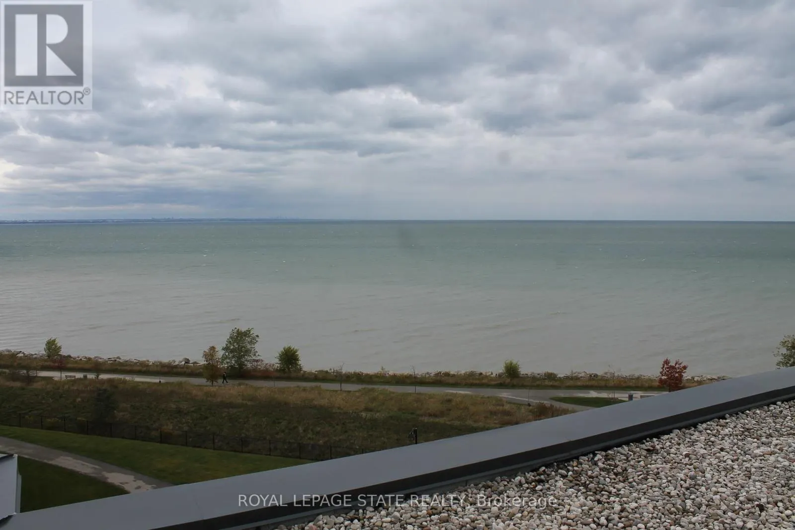 123 - 101 SHOREVIEW PLACE