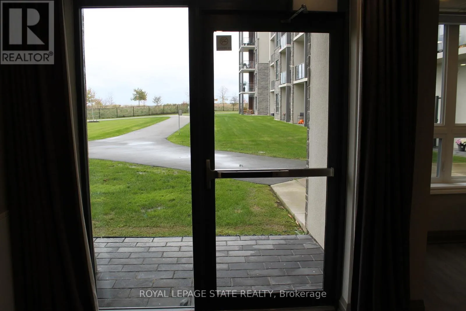 123 - 101 SHOREVIEW PLACE