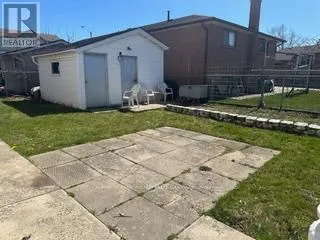 UPPER - 354 BARTON STREET E