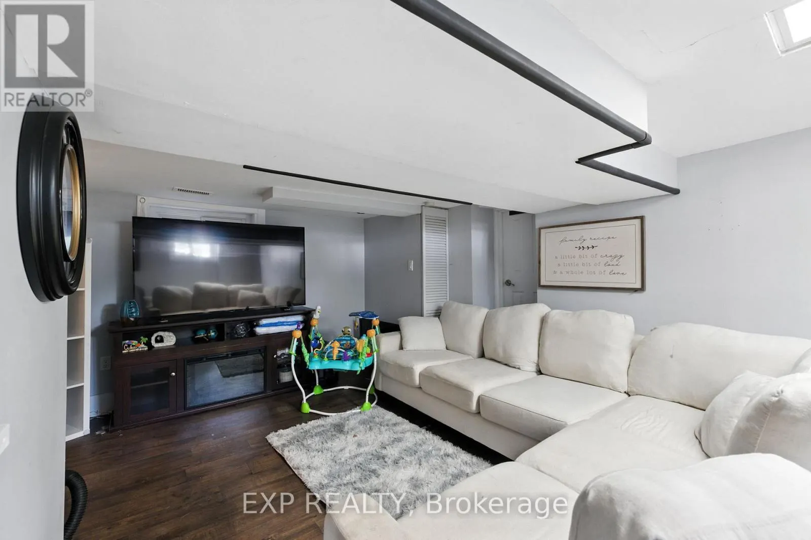 20 BARRINGTON AVENUE