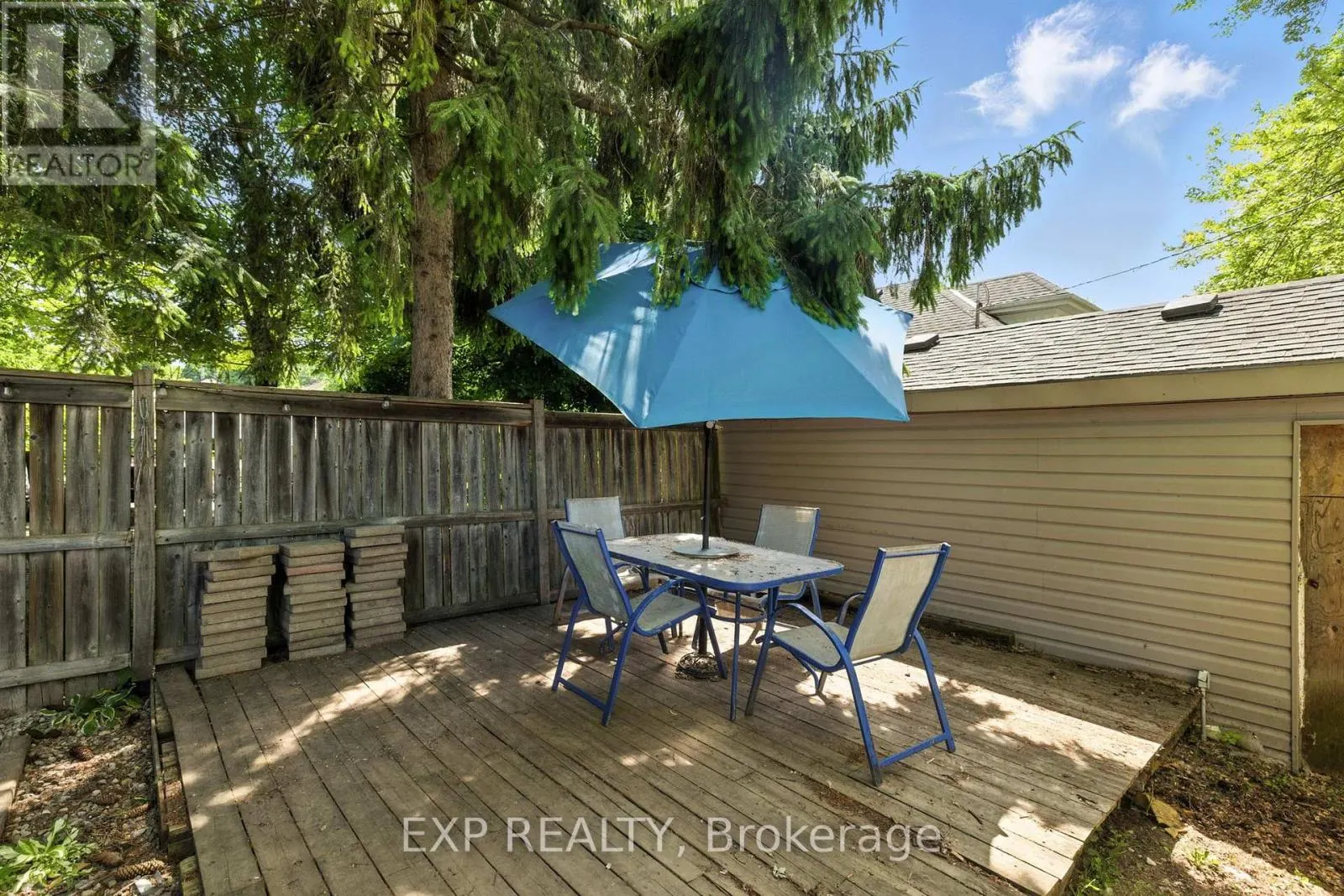 20 BARRINGTON AVENUE