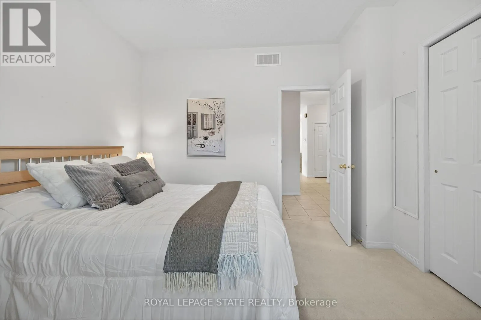 33 - 213 NASH ROAD S