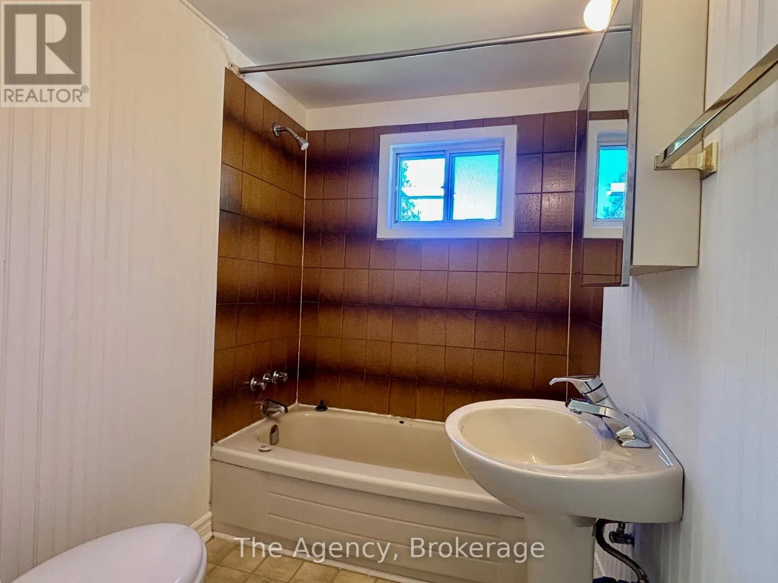 B - 45 WELLINGTON ROAD 124, #B