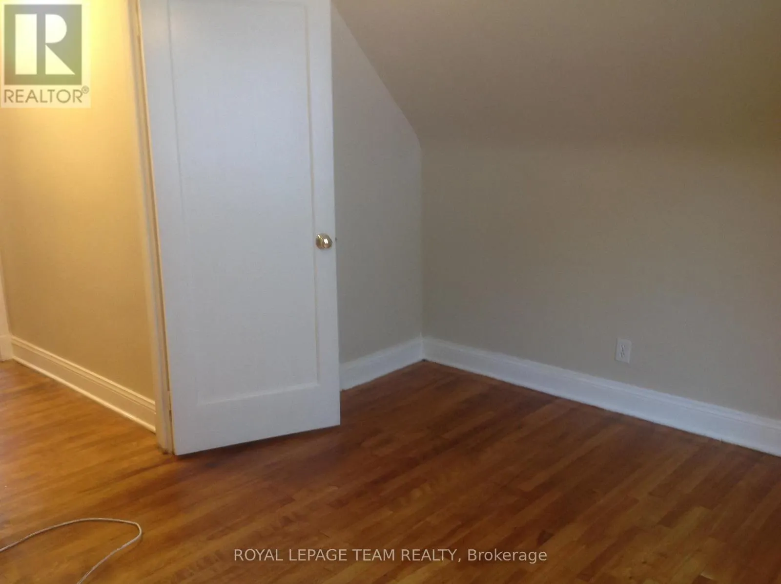 614 CHURCHILL AVENUE