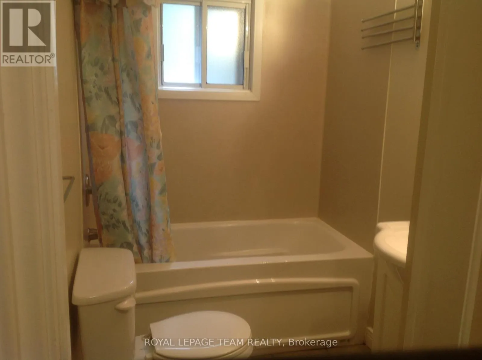 614 CHURCHILL AVENUE