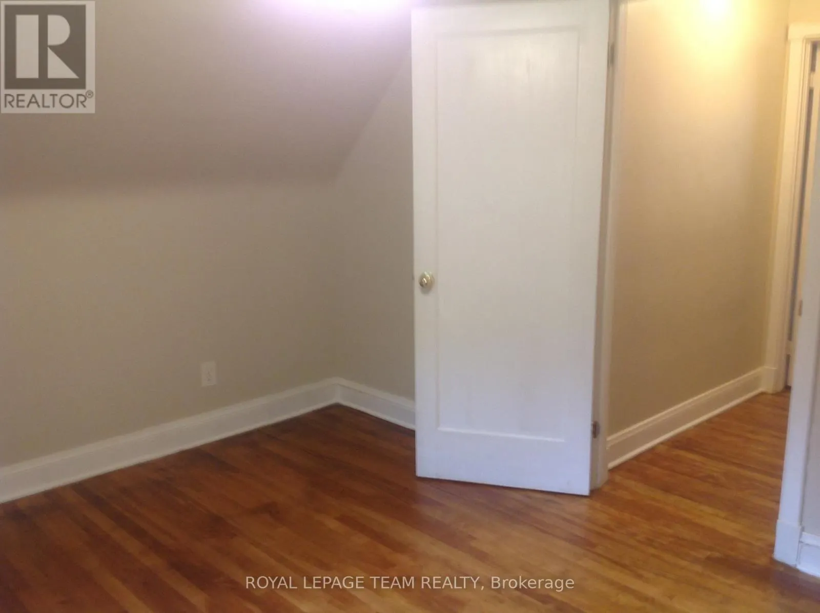 614 CHURCHILL AVENUE