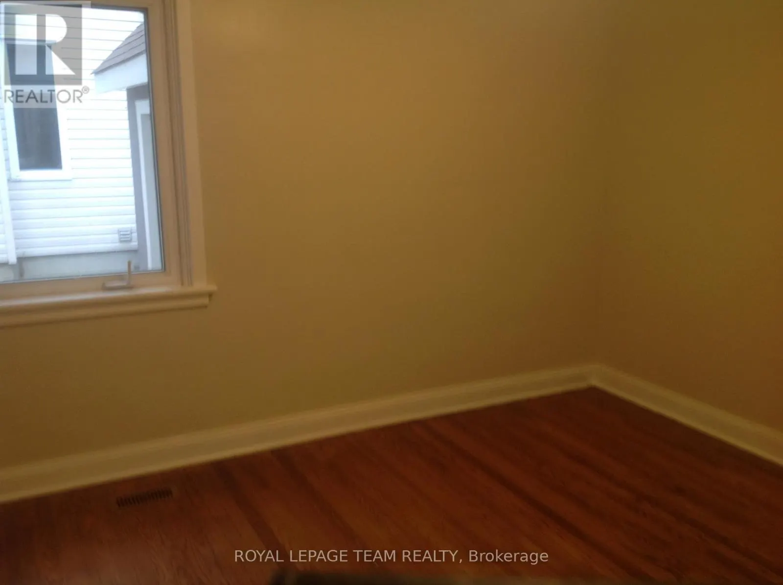 614 CHURCHILL AVENUE