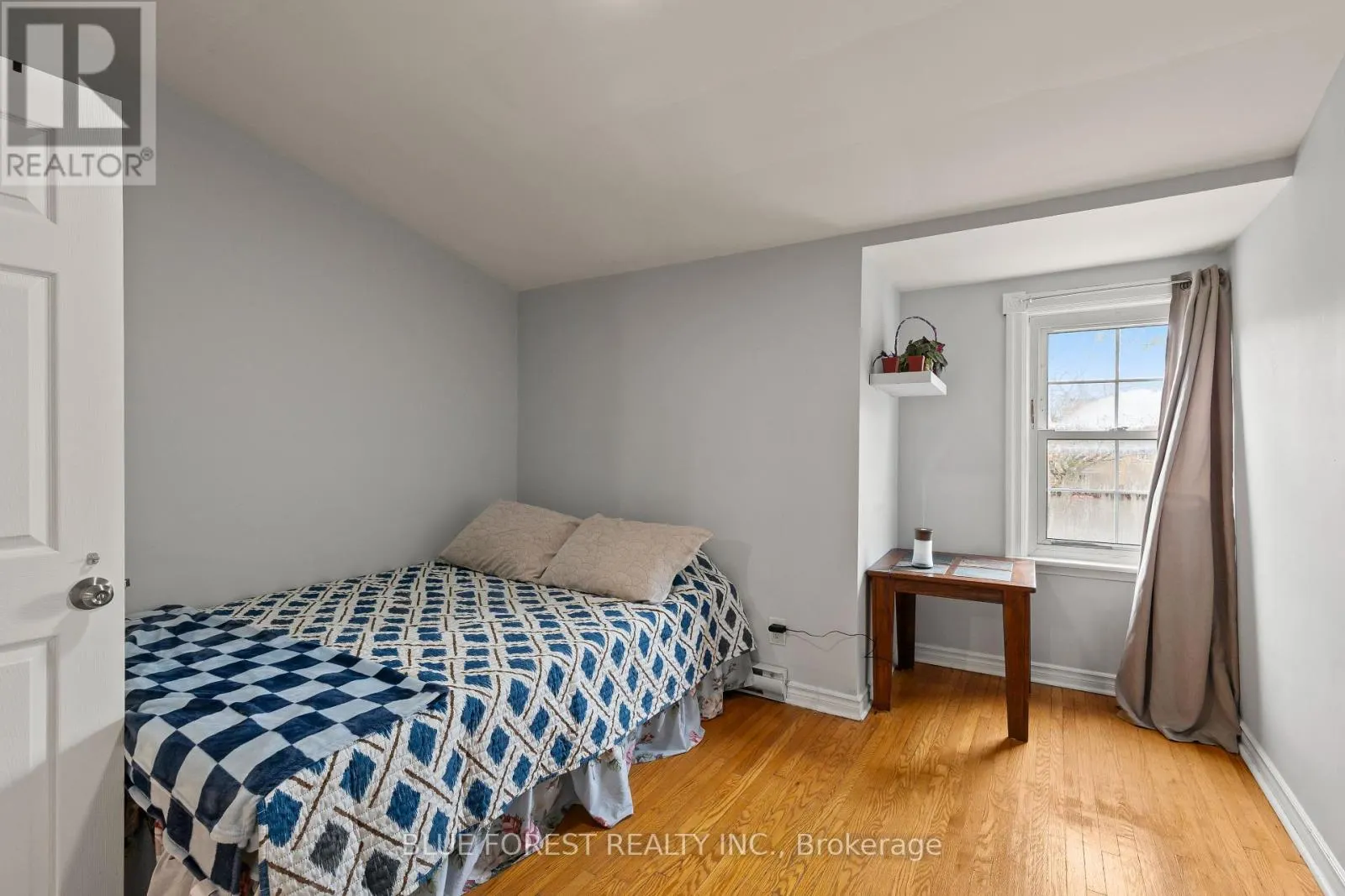 63 ARBOUR GLEN CRESCENT