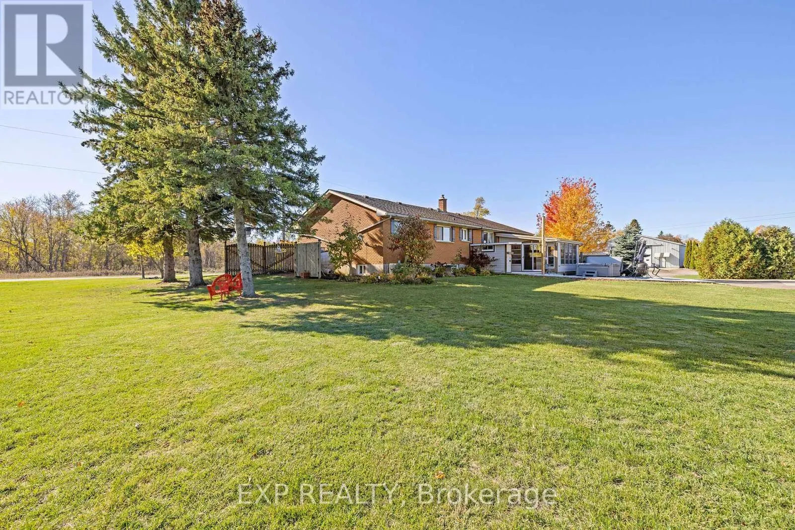 1637 WINDHAM 7, R. R. #3 ROAD