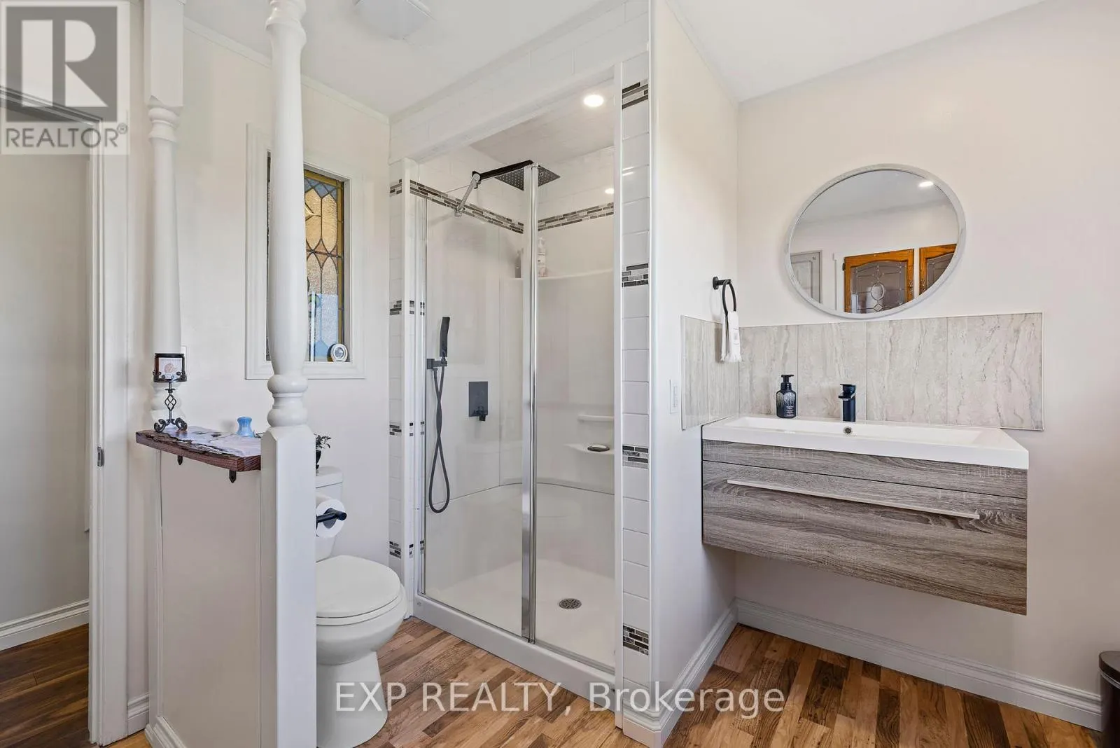 1637 WINDHAM 7, R. R. #3 ROAD