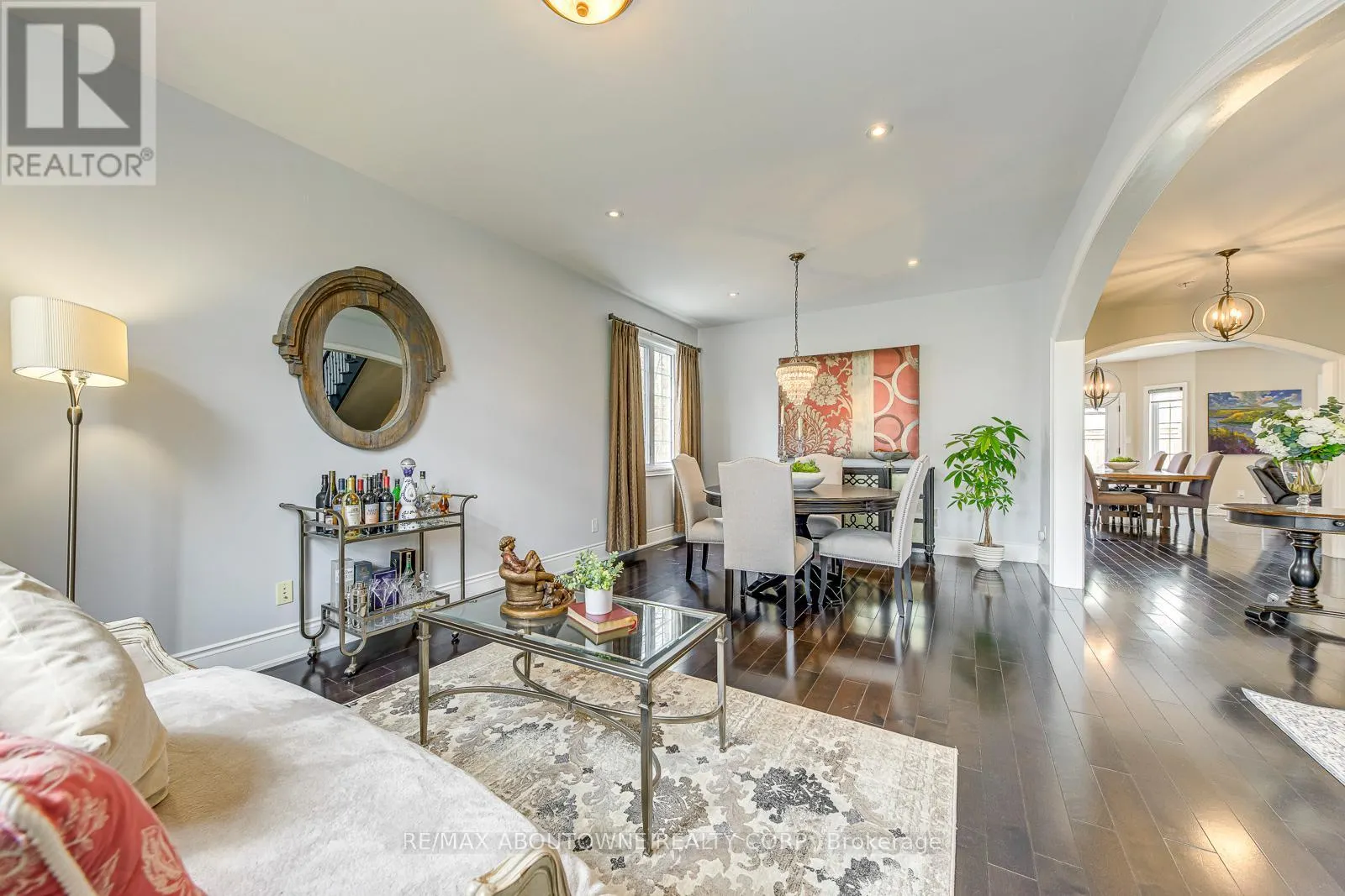 20 VINEGAR HILL STREET