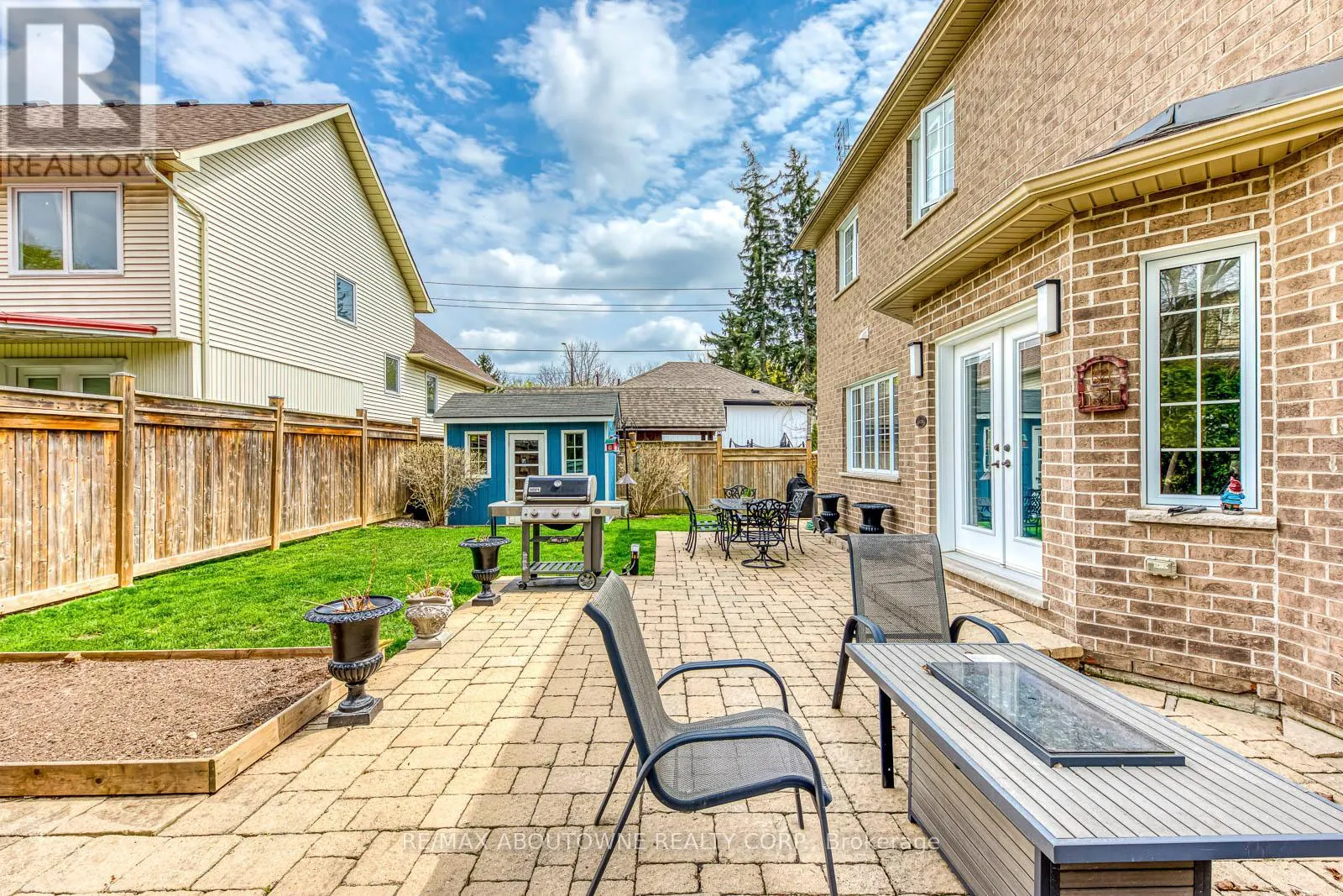 20 VINEGAR HILL STREET