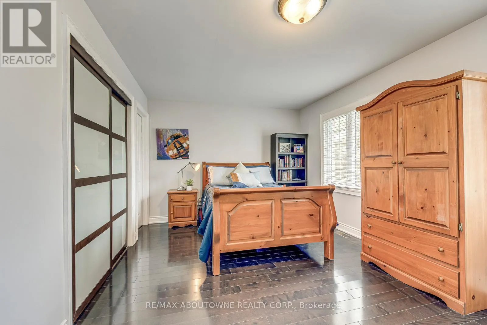 20 VINEGAR HILL STREET