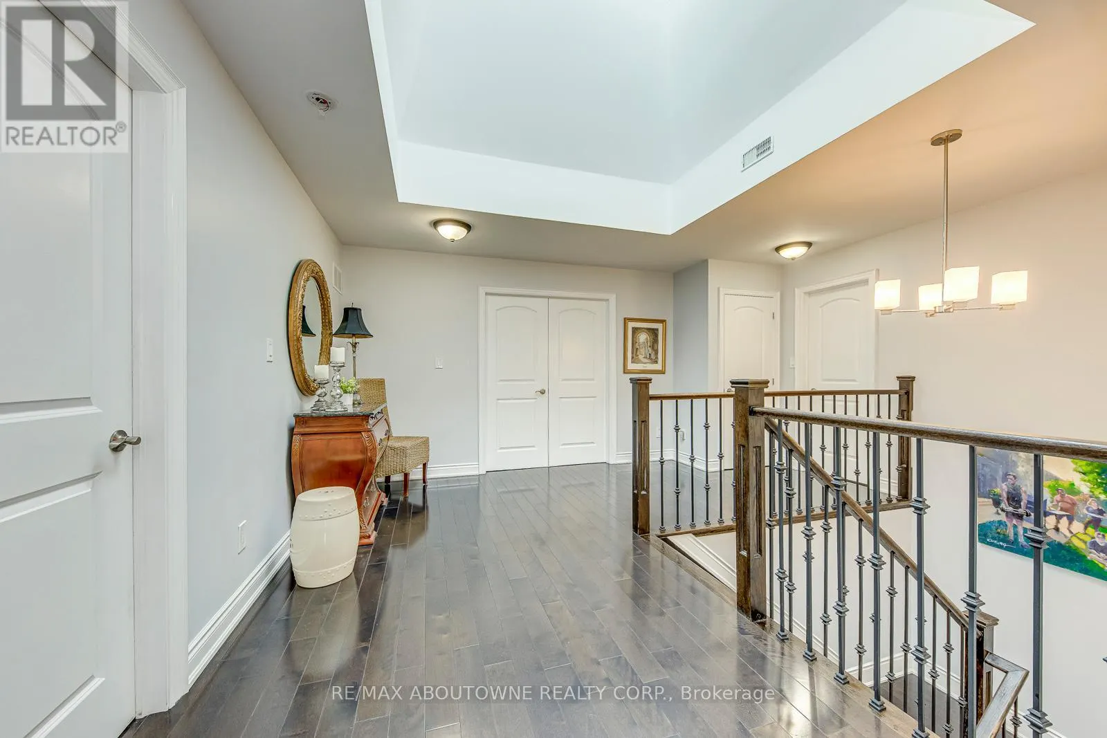 20 VINEGAR HILL STREET