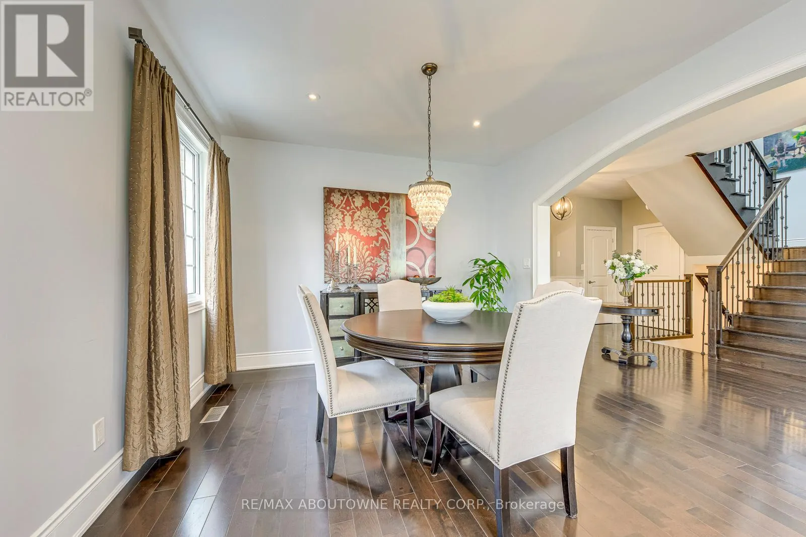 20 VINEGAR HILL STREET