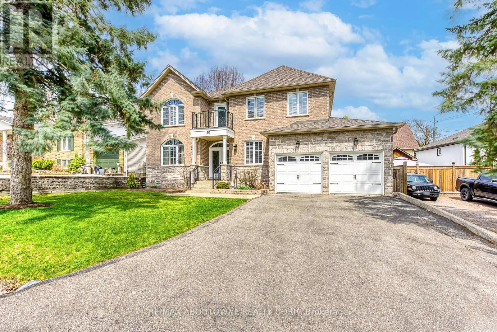 20 VINEGAR HILL STREET