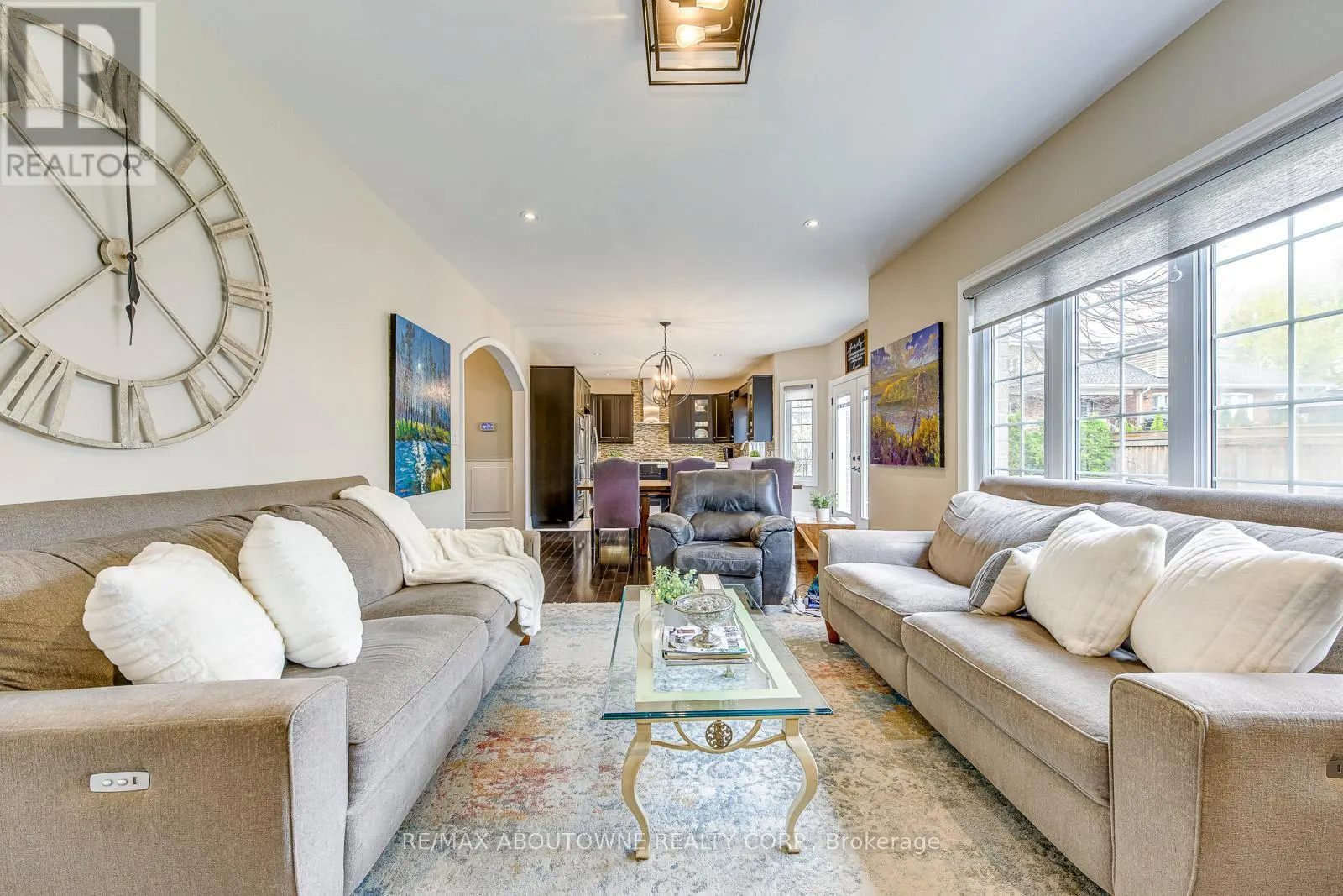 20 VINEGAR HILL STREET