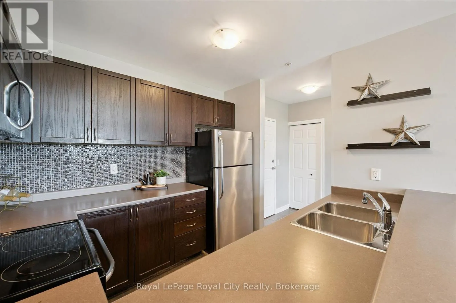 207 - 2 COLONIAL DRIVE, #207