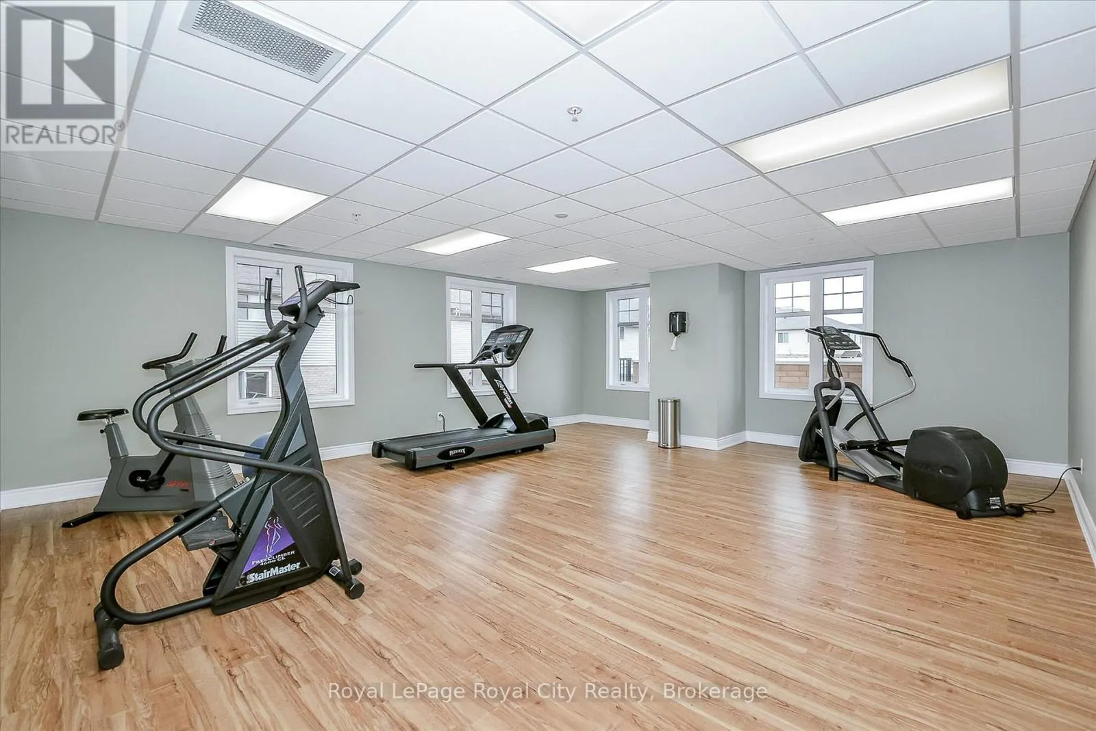 207 - 2 COLONIAL DRIVE, #207