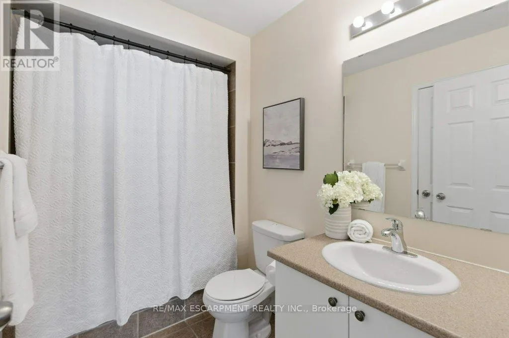 113 THORNLODGE DRIVE